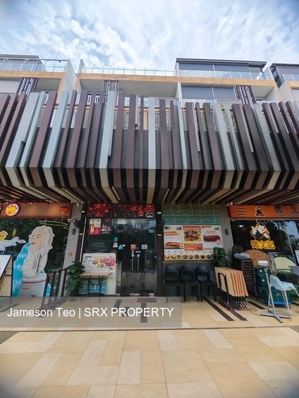 East Village (D16), Retail #564684931